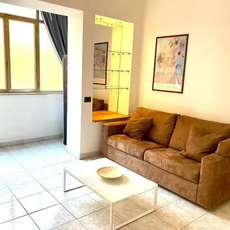 Marcos House Metro A Lägenhet *