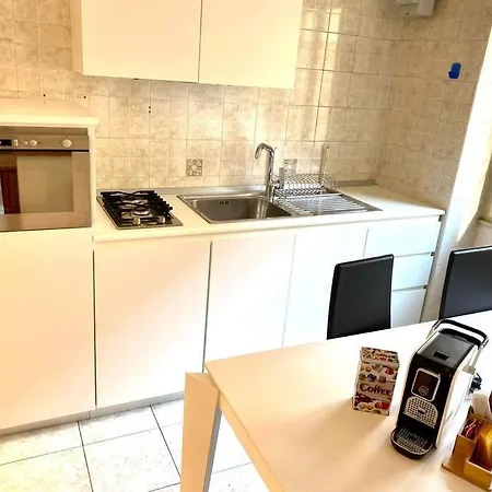 Marcos House Metro A Rom